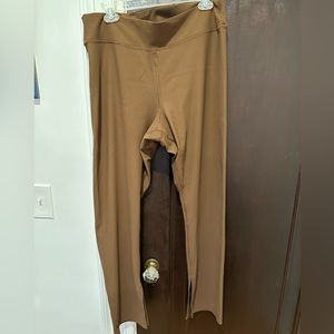 Ribbed flare leggings